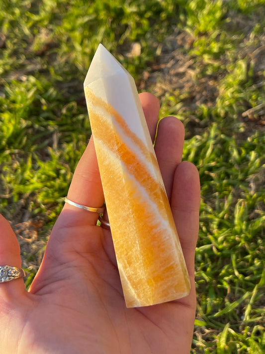 Orange Creamsicle Calcite Points Medium C1